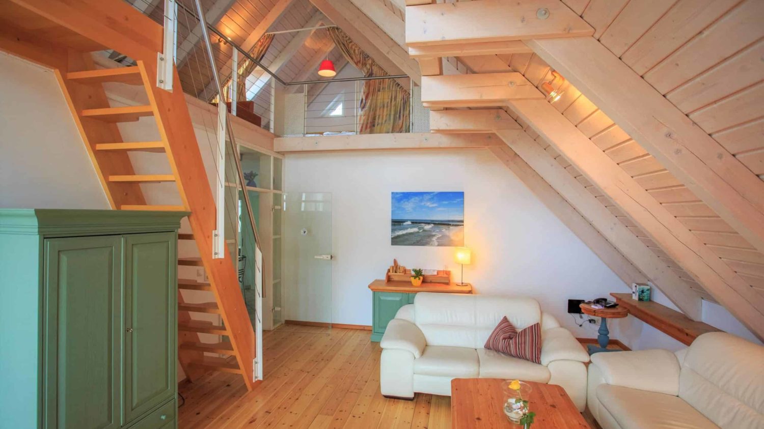 Grosse-Ferienwohnung-heller-min-scaled-min